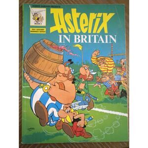 Asterix in Britain Book 3 Goscinny & Uderzo 1993  English Edition Vintage